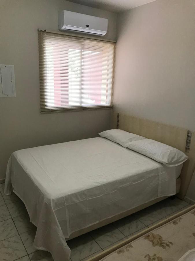 Апартаменты Apartamento Foz Centro 03 Фос-ду-Игуасу Экстерьер фото
